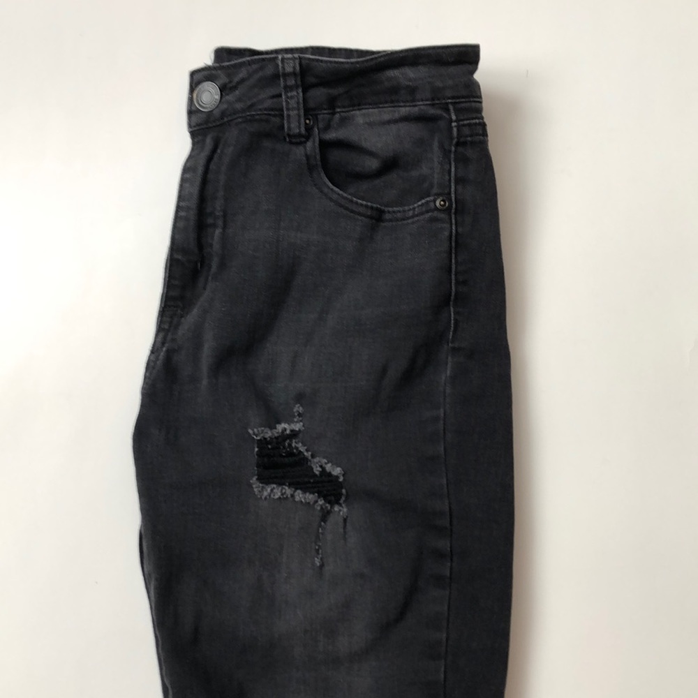 Mid-rise Distressed Black Skinny Jeans - Picture 7 of 10